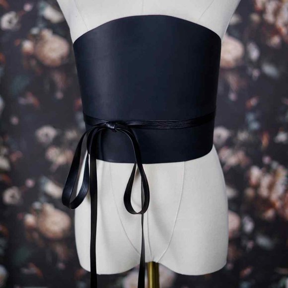Dehanche Inspired Leather Corset Belt with Tie Straps - Picture 1 of 11